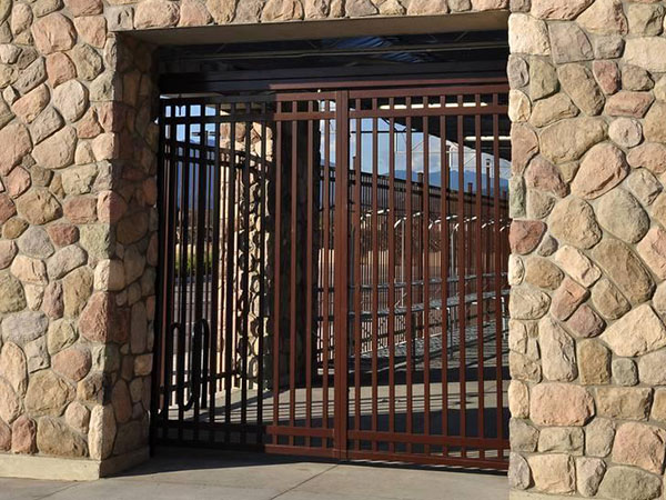 双开护栏门图片4